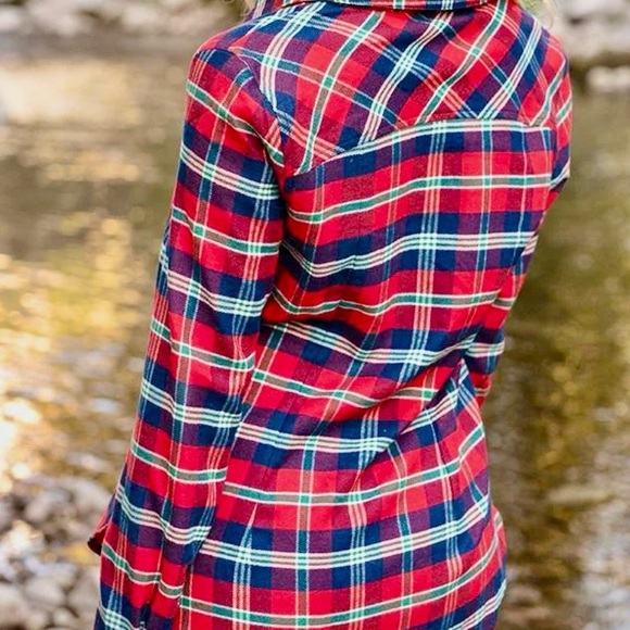 Grace & Lace Norwegian Plaid Super Soft Button Down Top - Picture 2 of 4